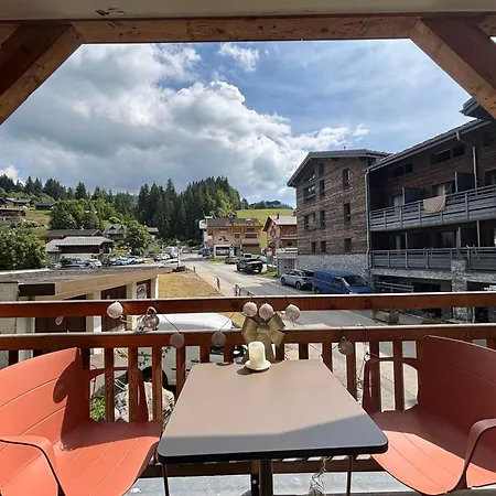 Au Centre Des Gets Avec Balcon, Proche Pistes, Commerces Et Activités, 4/5 Couchages - Fr-1-623-191 Les Gets