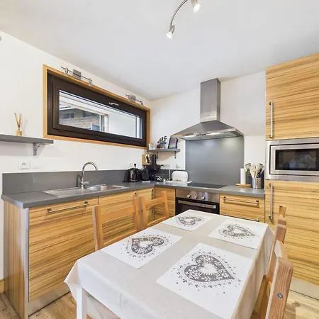 Au Centre Des Gets Avec Balcon, Proche Pistes, Commerces Et Activités, 4/5 Couchages - Fr-1-623-191 Appartement